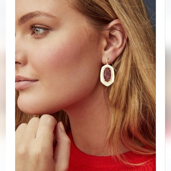 Kendra Scott Anna Maroon Jade Drop Earrings NWT - Picture 2 of 11
